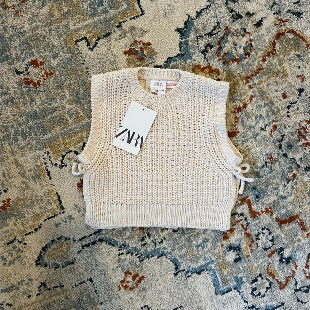NWT Zara girls sweater vest, size 1-2